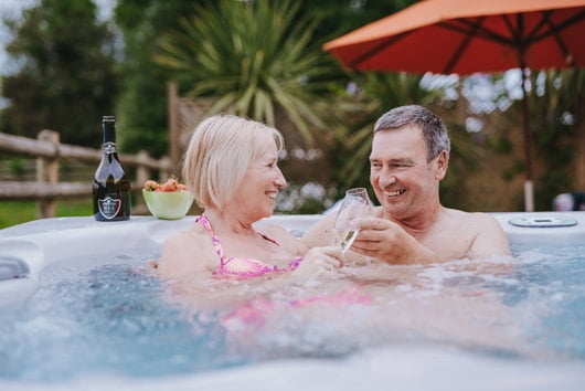 Hot tub and lodge holidays in Devon