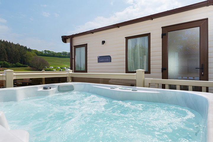 Luxurious hot tub caravan holidays in Devon